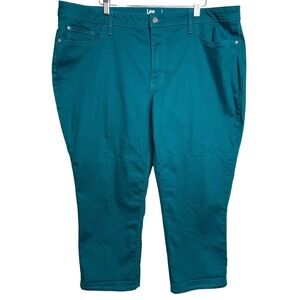 Lee Riders Capri Jeans Women 18W Teal Stretch Casual  Cropped Mid Rise A39